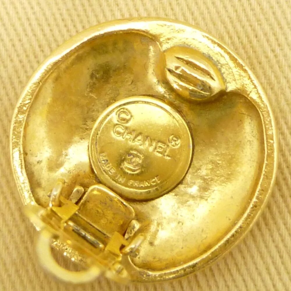 Authentic CHANEL Vintage Coco Mark Earrings Gold Brass - Picture 8 of 11